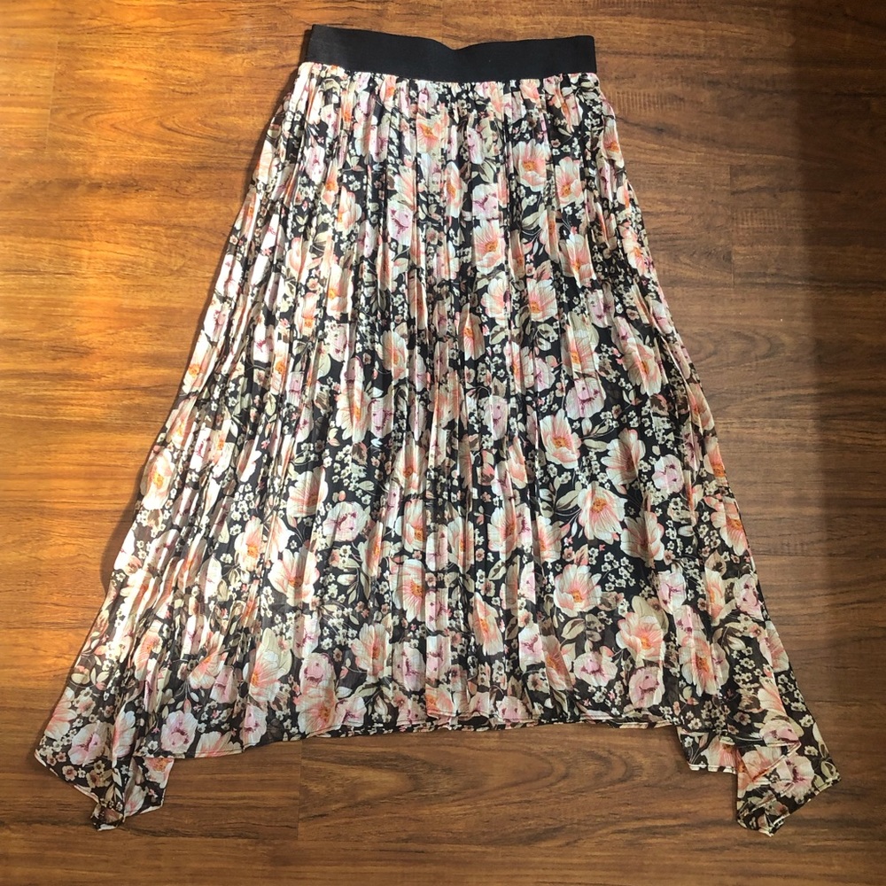 Elan Floral Pleated Midi Skirt
